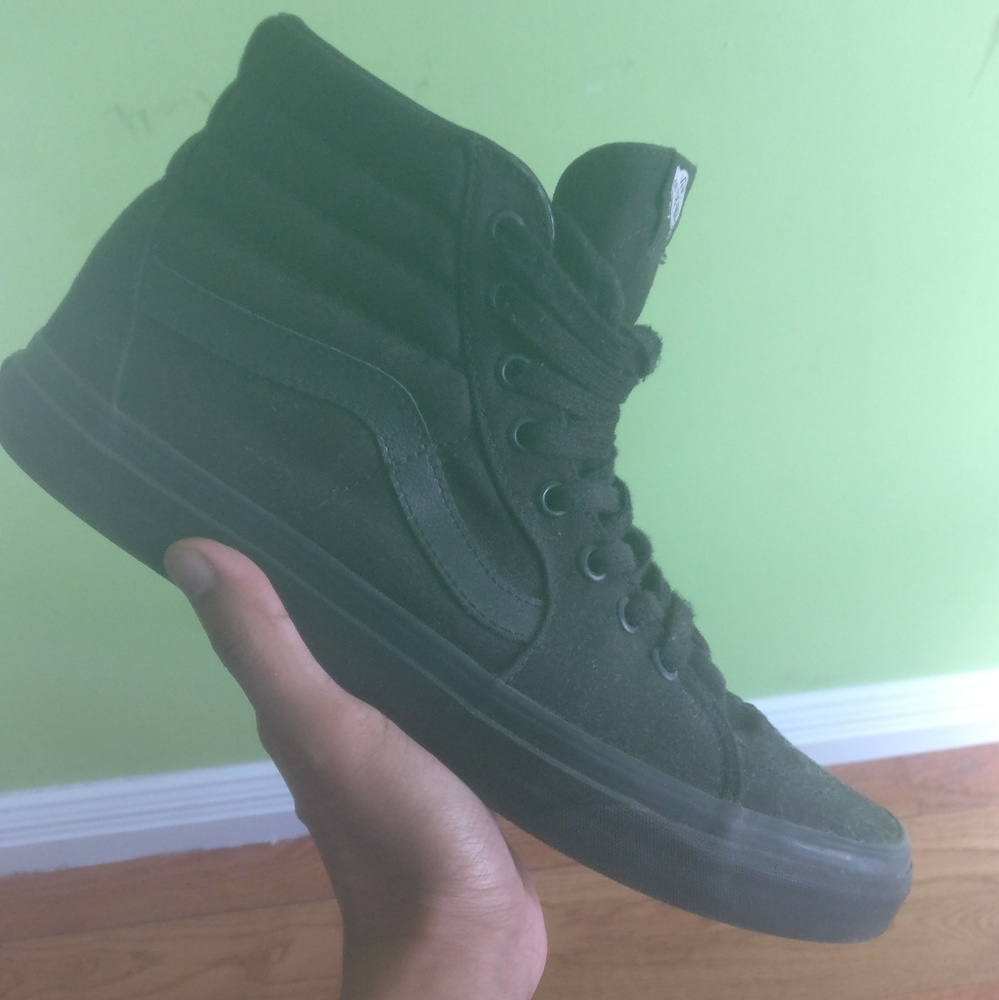 All black vans